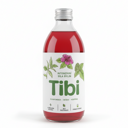 Detail láhve Tibi Energy Gunpowder Ibišek Kopřiva s bylinkami
